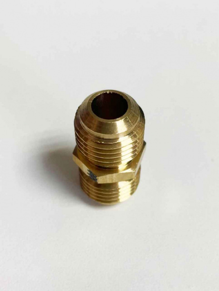 Переходник 5/16M X 5/16M SAE U-05