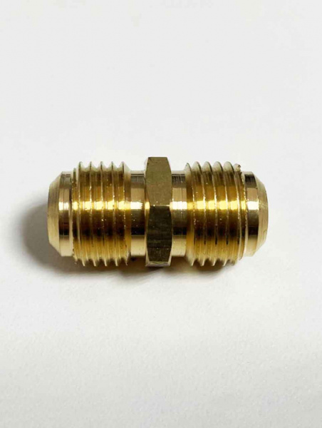Переходник 5/16M X 5/16M SAE U-05
